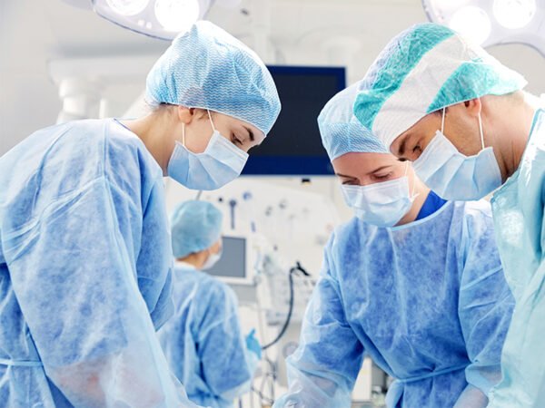 surgeons-operating